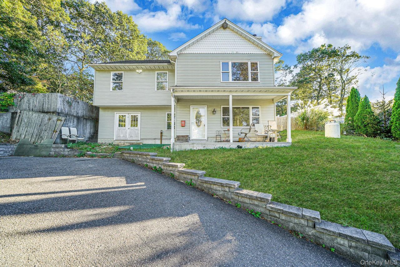 97 Locust Drive, Rocky Point, NY 11778 Main Photo