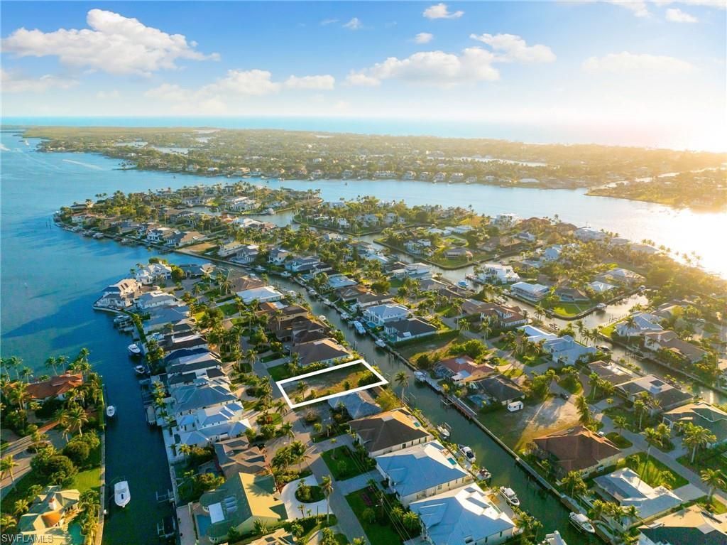 2165 Tarpon Rd, Naples, FL 34102 Photo