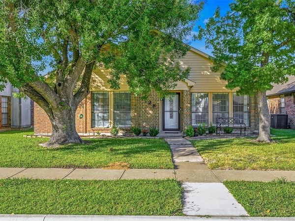 4128 Caldwell Avenue, The Colony, TX 75056
