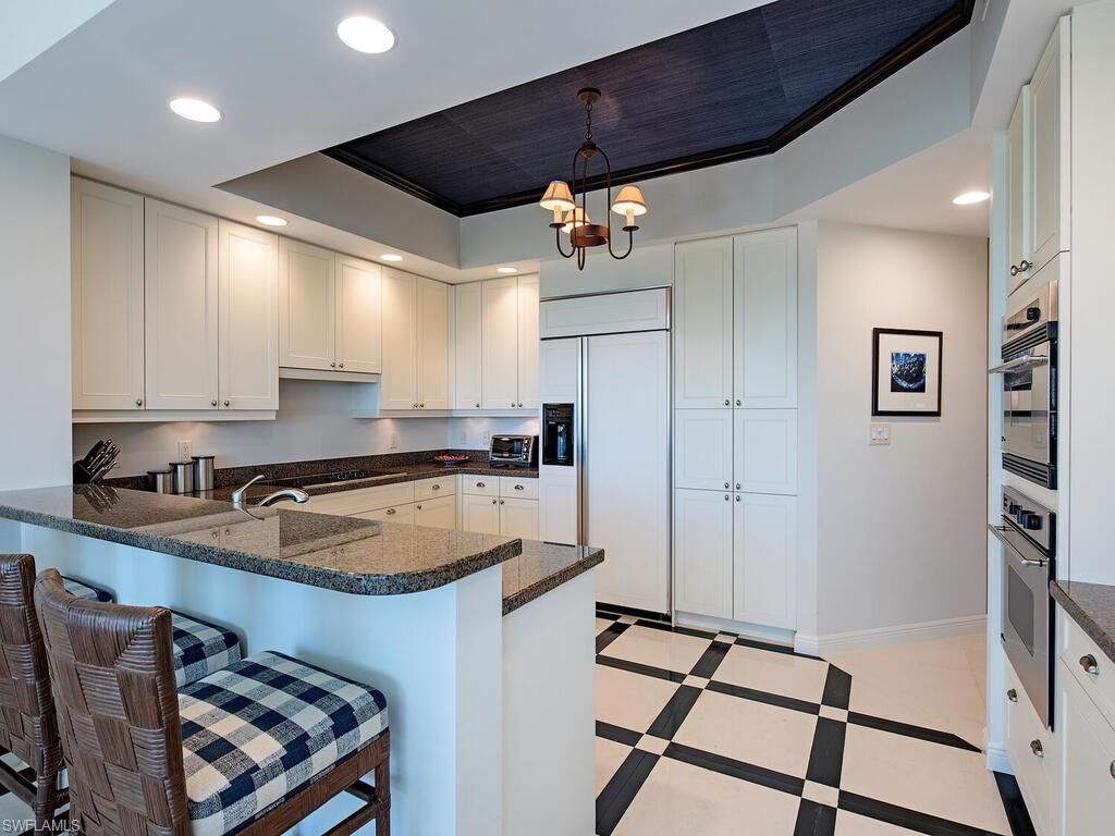 5051 Pelican Colony Blvd, Unit 303, Bonita Springs, FL 34134 Photo