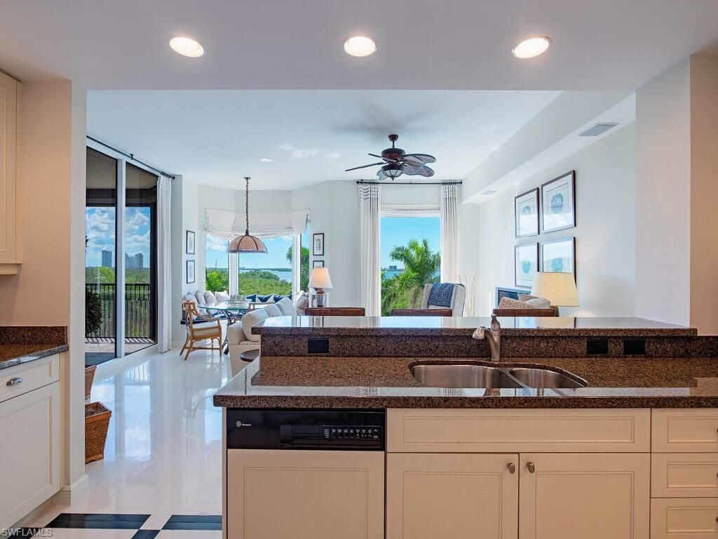 5051 Pelican Colony Blvd, Unit 303, Bonita Springs, FL 34134 Photo