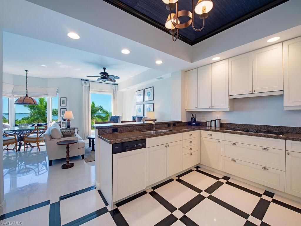 5051 Pelican Colony Blvd, Unit 303, Bonita Springs, FL 34134 Photo