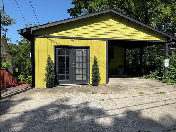 8 Linwood Avenue, Eureka Springs, AR 72632