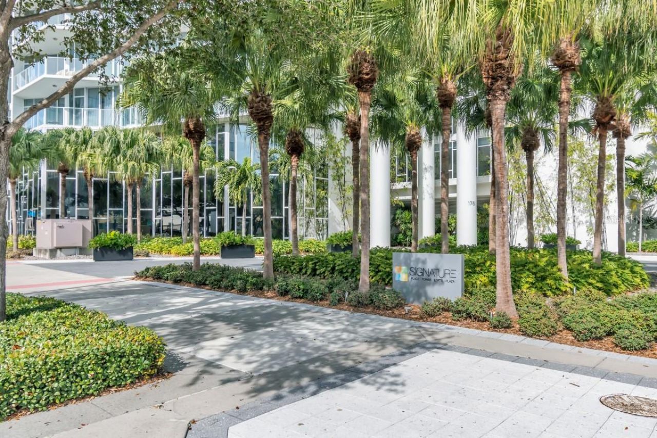 175 1st Street S, Unit 404, Saint Petersburg, FL 33701 Photo