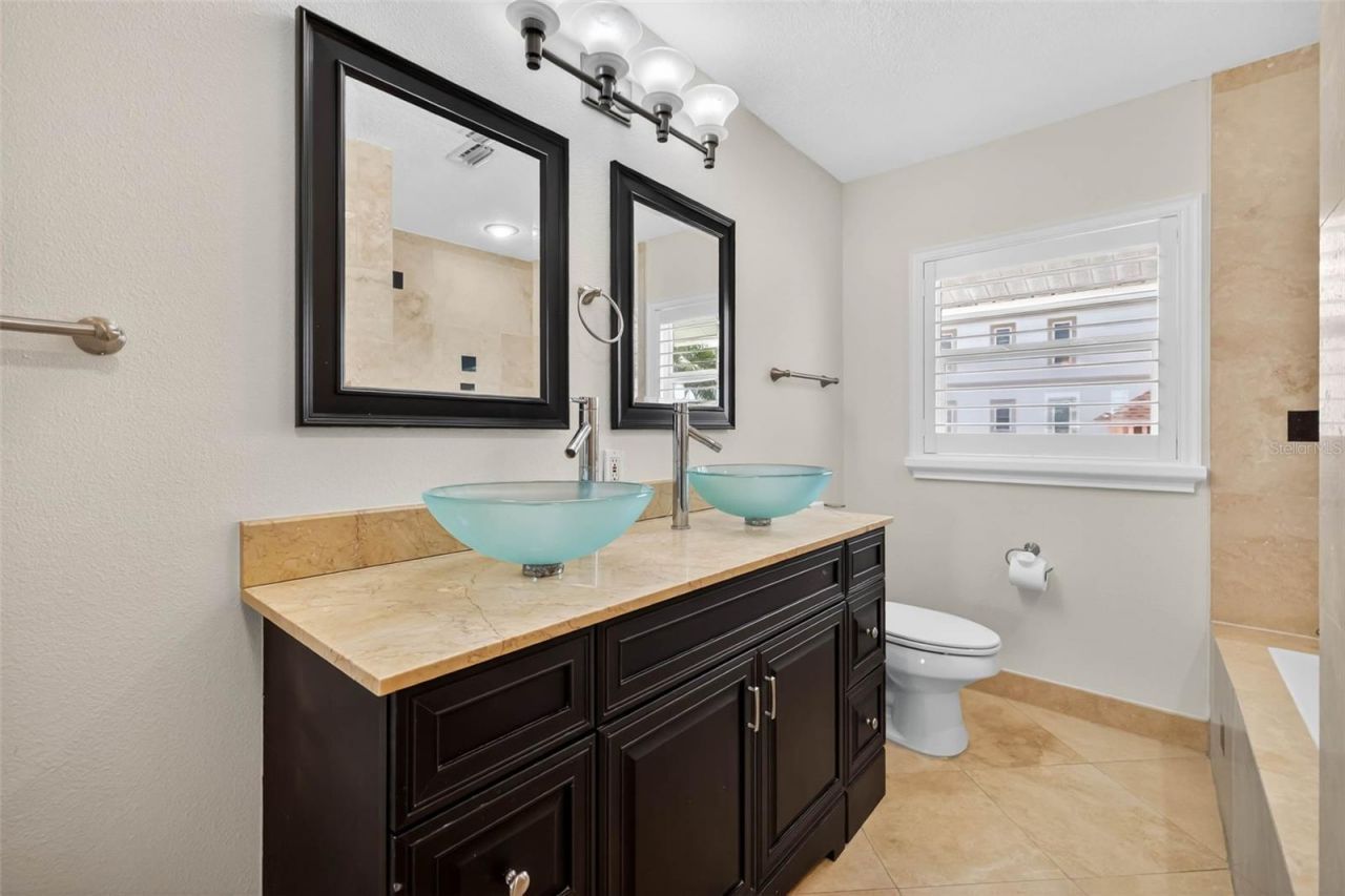 2605 Hibiscus Drive W, Belleair Beach, FL 33786 Photo