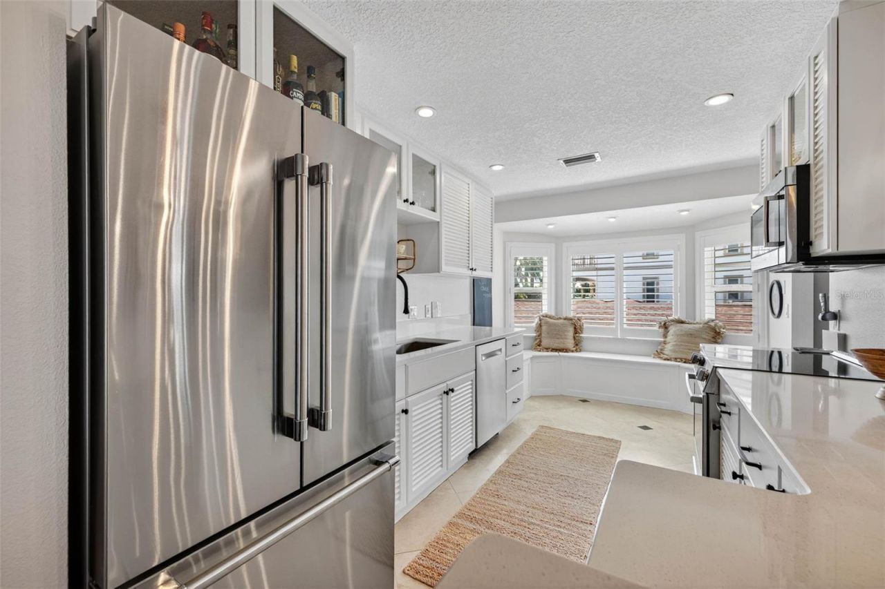 2605 Hibiscus Drive W, Belleair Beach, FL 33786 Photo