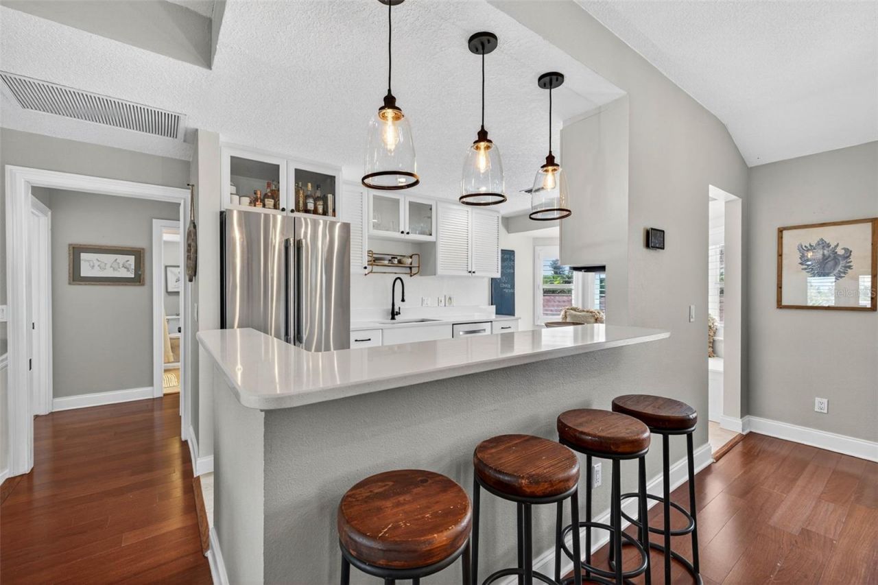 2605 Hibiscus Drive W, Belleair Beach, FL 33786 Photo