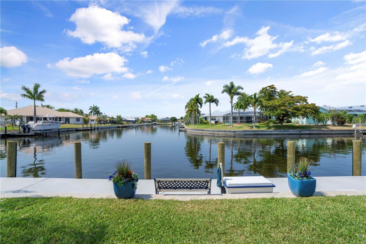 1080 Bal Harbor Boulevard, Unit 11B, Punta Gorda, FL 33950 Photo