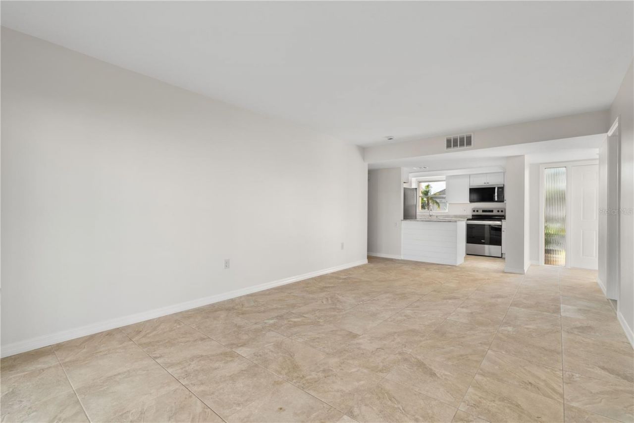 1080 Bal Harbor Boulevard, Unit 11B, Punta Gorda, FL 33950 Photo