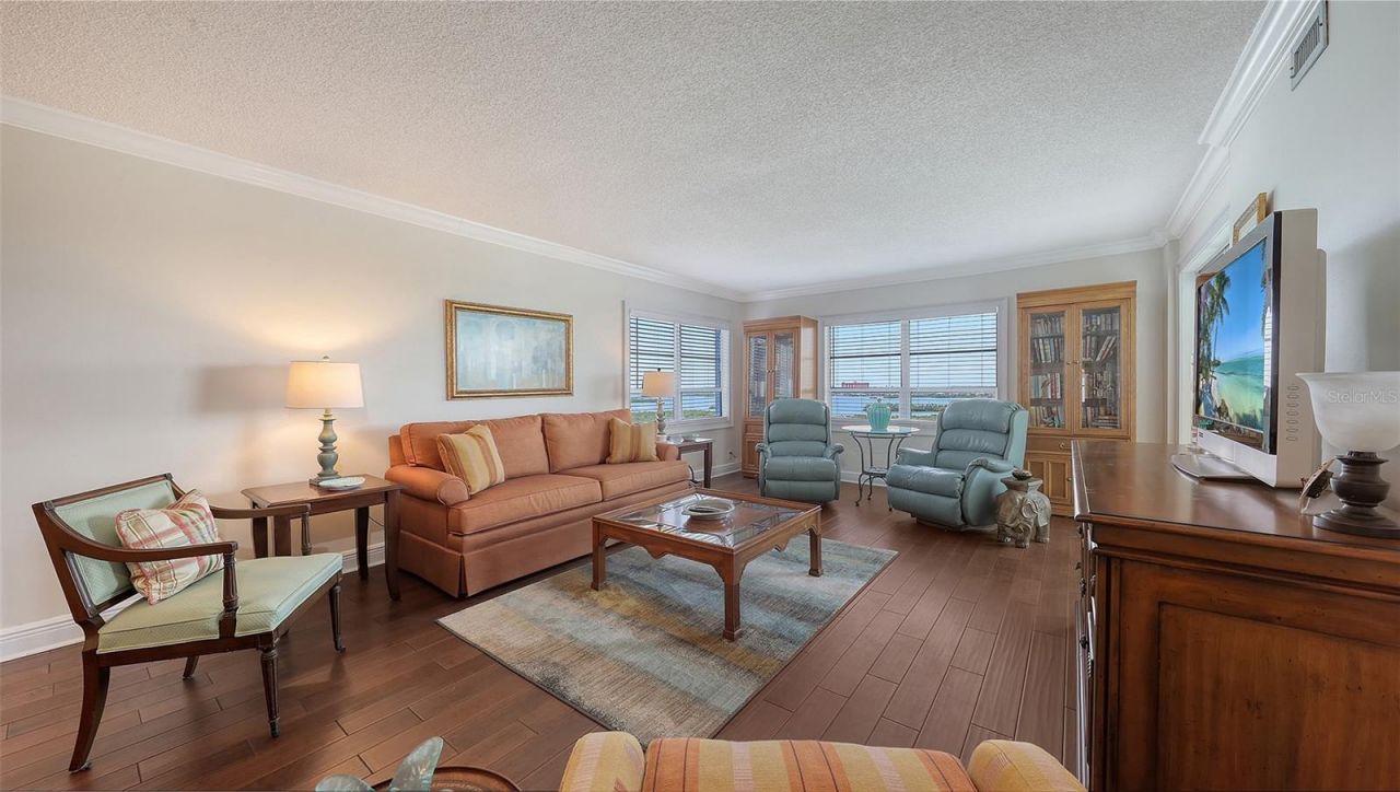 9393 Midnight Pass Road, Unit P4, Sarasota, FL 34242 Photo