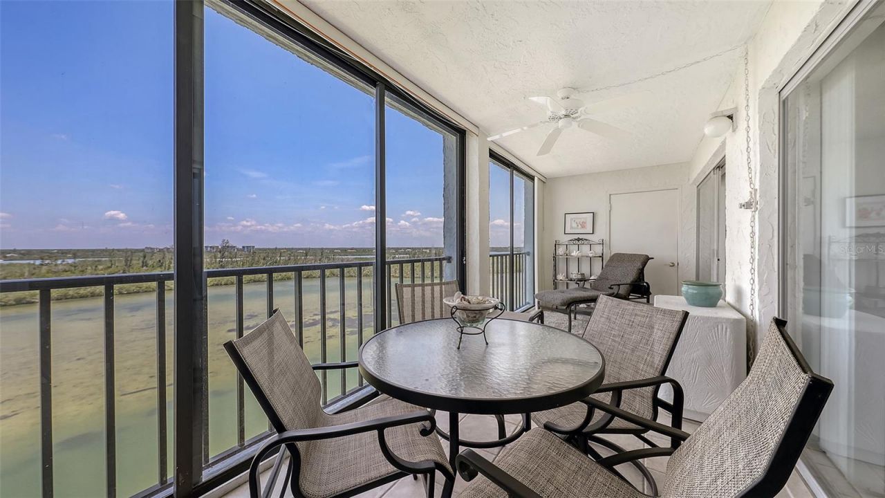 9393 Midnight Pass Road, Unit P4, Sarasota, FL 34242 Photo