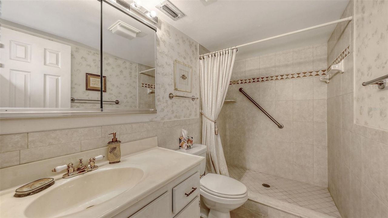 9393 Midnight Pass Road, Unit P4, Sarasota, FL 34242 Photo