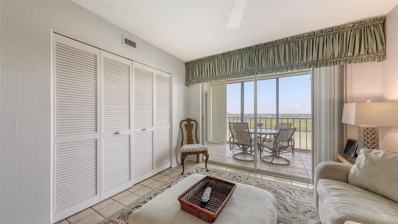 9393 Midnight Pass Road, Unit P4, Sarasota, FL 34242 Photo