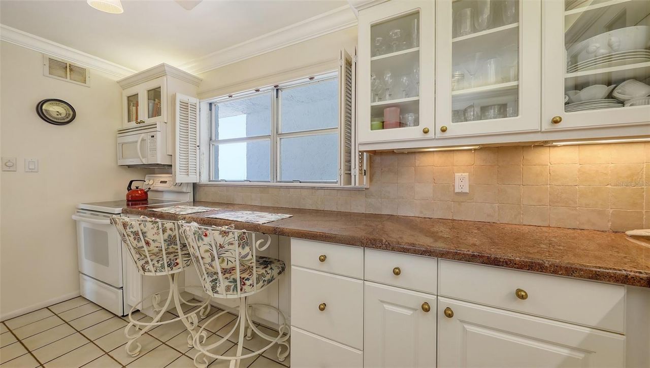 9393 Midnight Pass Road, Unit P4, Sarasota, FL 34242 Photo