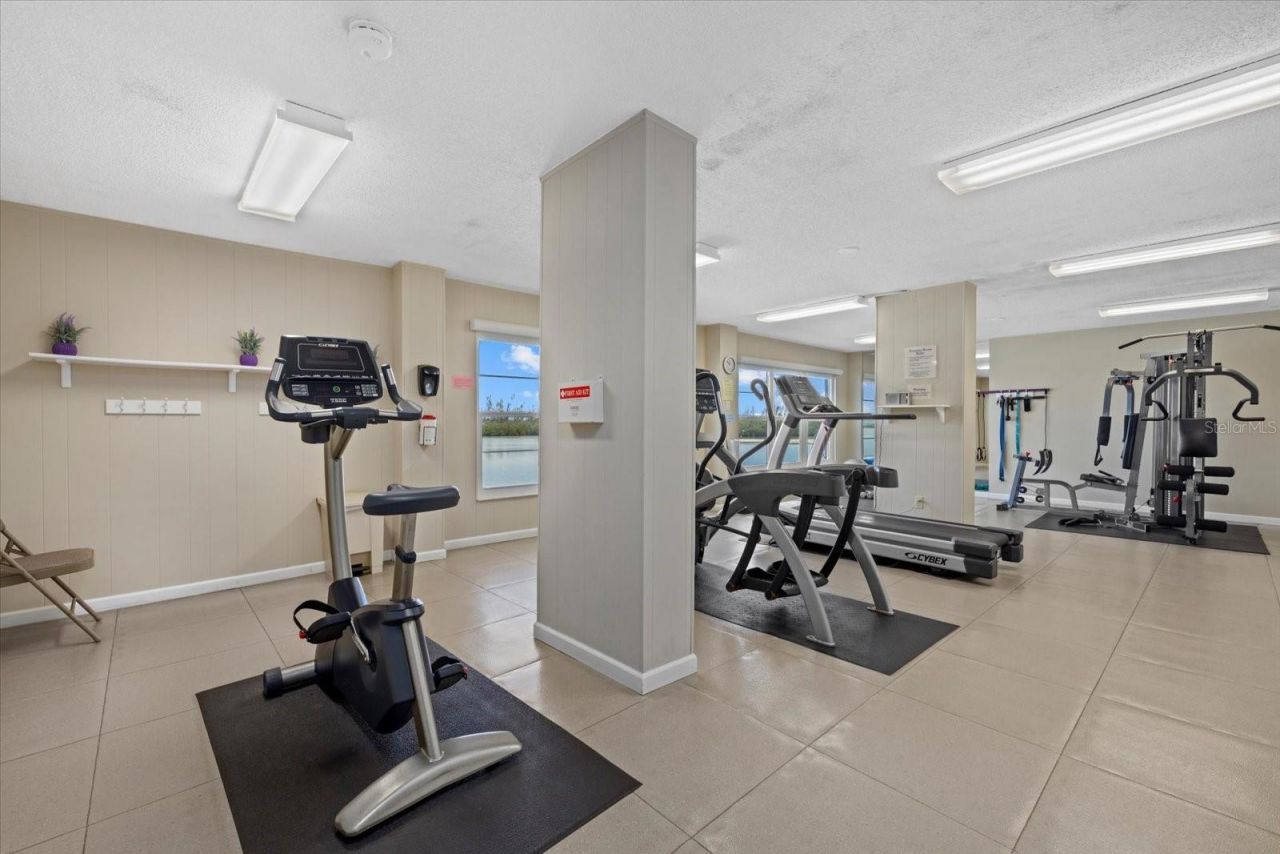 9393 Midnight Pass Road, Unit P4, Sarasota, FL 34242 Photo