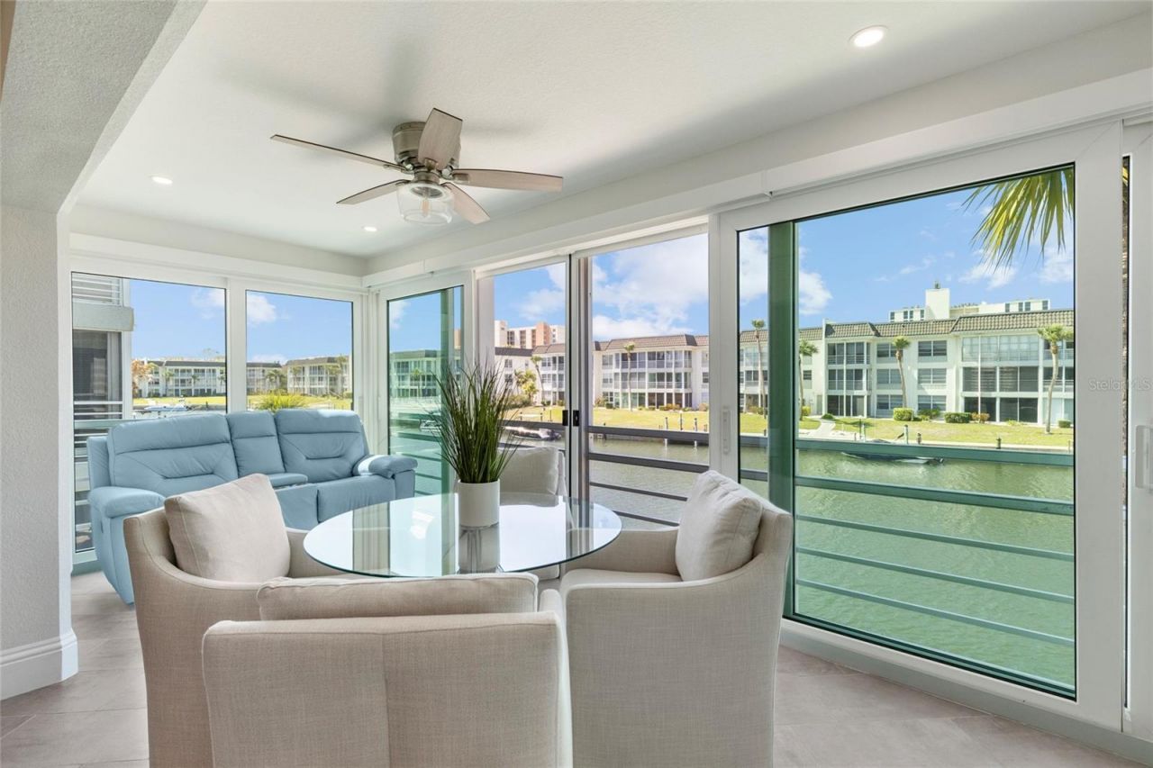 4390 Exeter Drive, Unit 206, Longboat Key, FL 34228 Photo