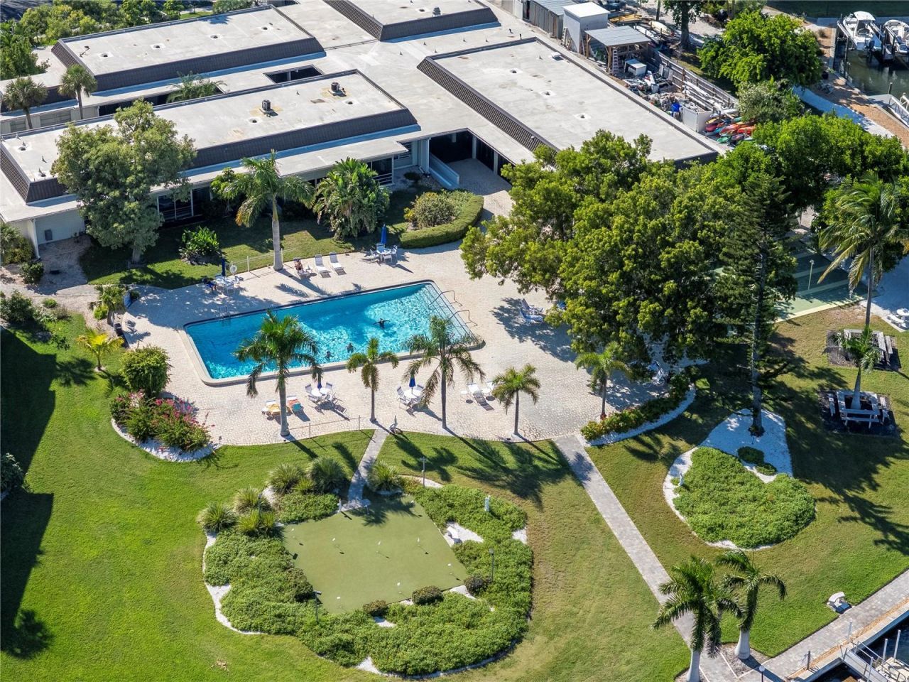 4390 Exeter Drive, Unit 206, Longboat Key, FL 34228 Photo