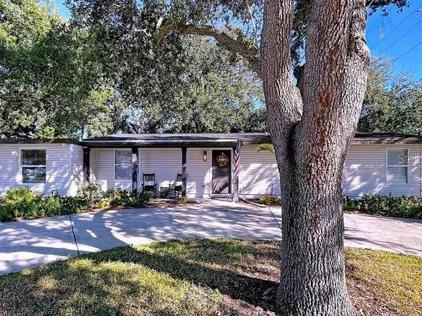 3501 W PAXTON AVENUE, TAMPA, FL 33611