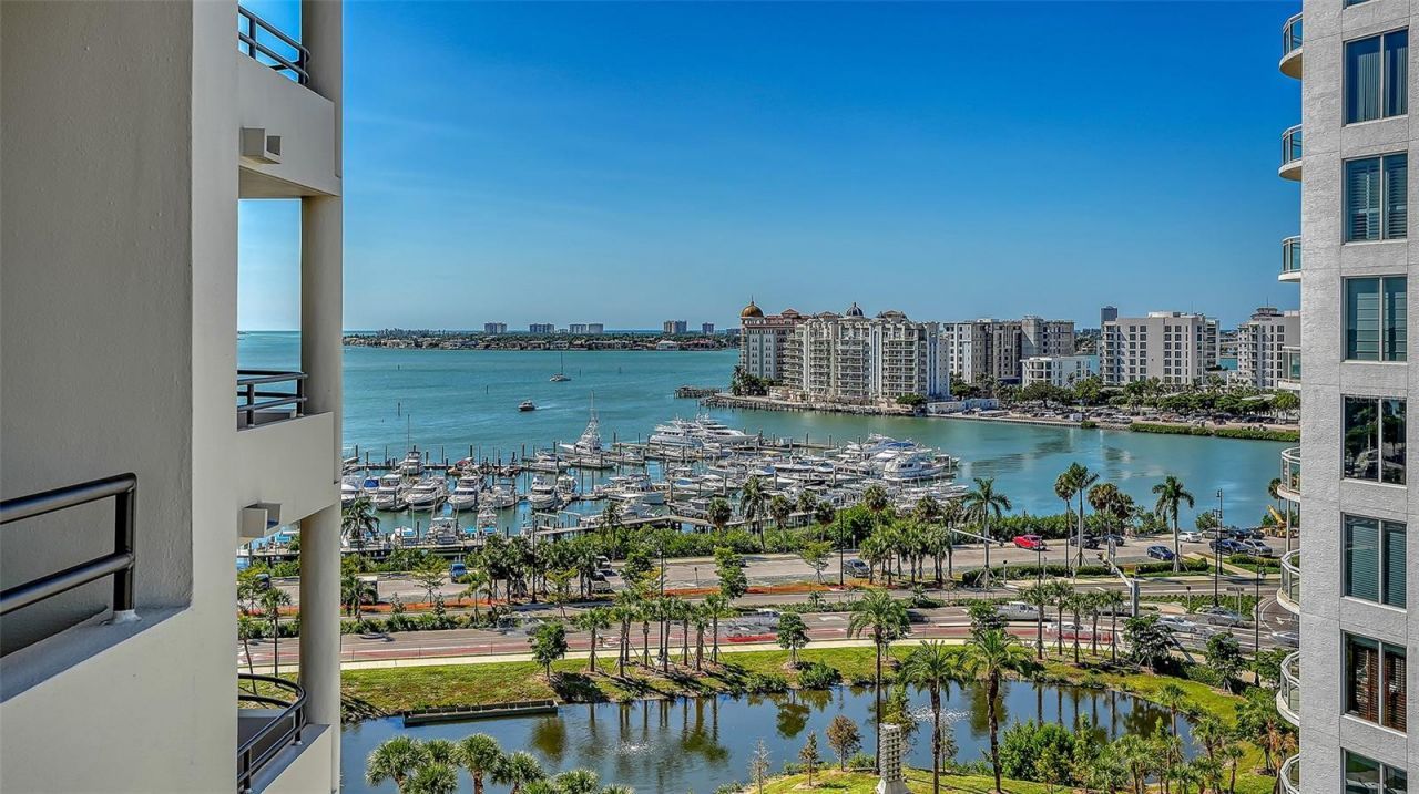 1255 N Gulfstream Avenue, Unit 1101, Sarasota, FL 34236 Photo