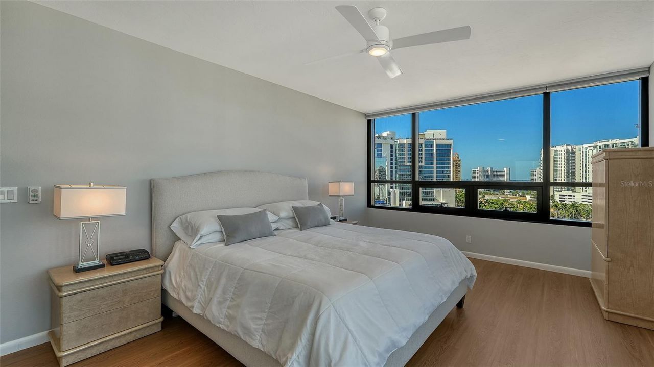 1255 N Gulfstream Avenue, Unit 1101, Sarasota, FL 34236 Photo