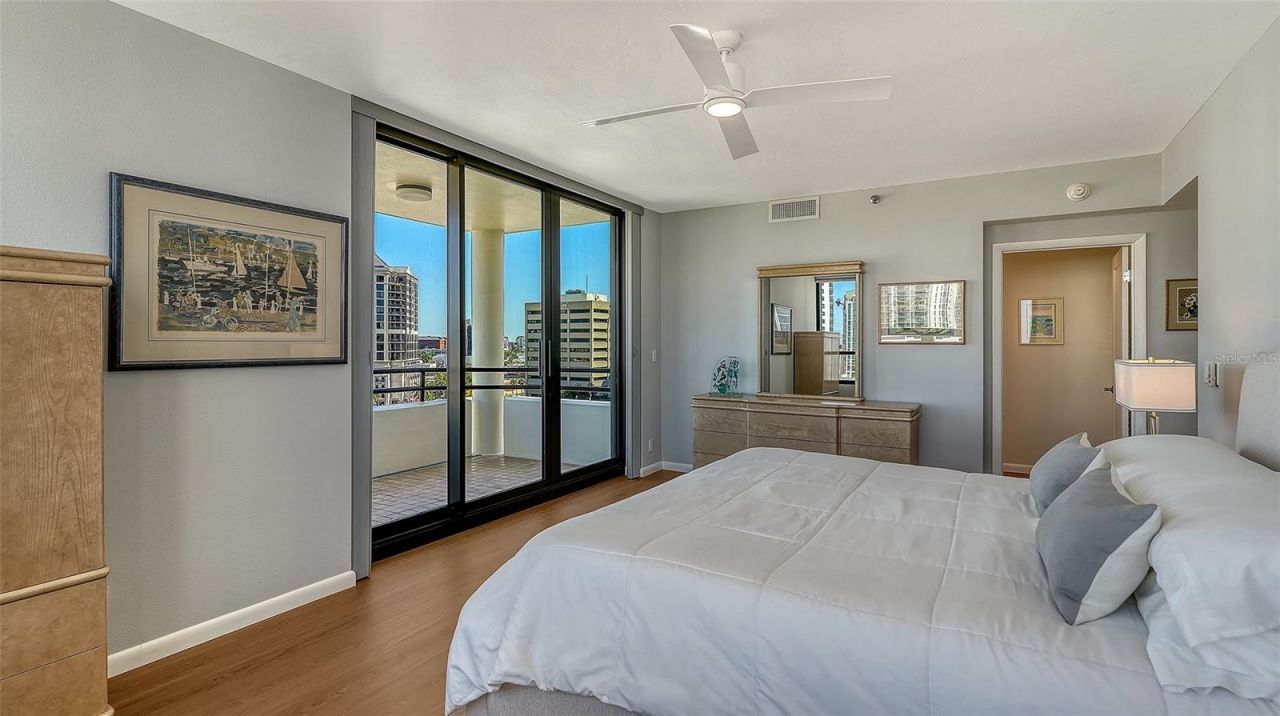 1255 N Gulfstream Avenue, Unit 1101, Sarasota, FL 34236 Photo