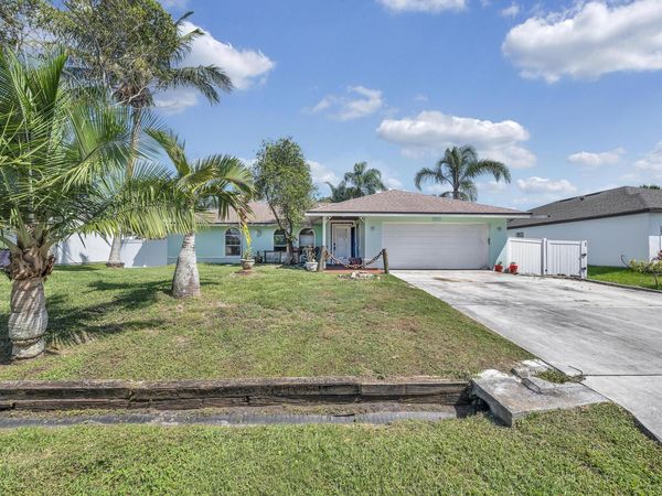 356 SW Grimaldo Terrace, Port Saint Lucie, FL 34984