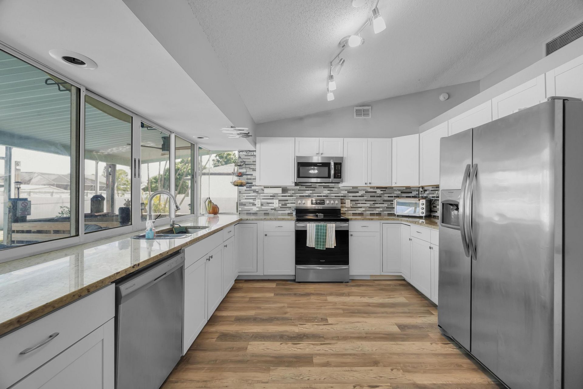 356 SW Grimaldo Terrace, Port Saint Lucie, FL 34984 Photo