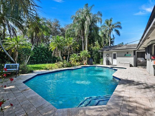 11350 NW 1st Place, Coral Springs, FL 33071