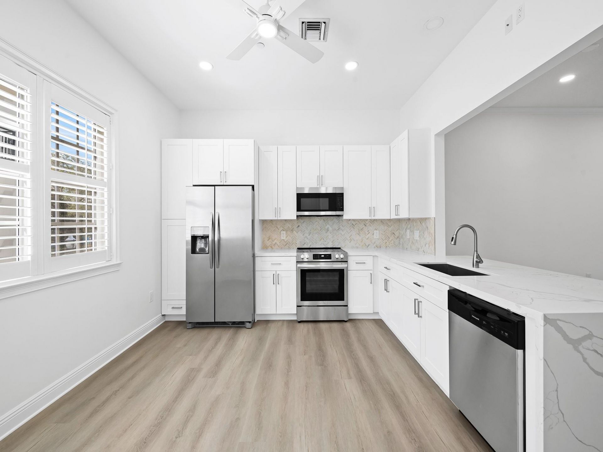 504 SE 7th Street, Unit 202, Fort Lauderdale, FL 33301 Photo