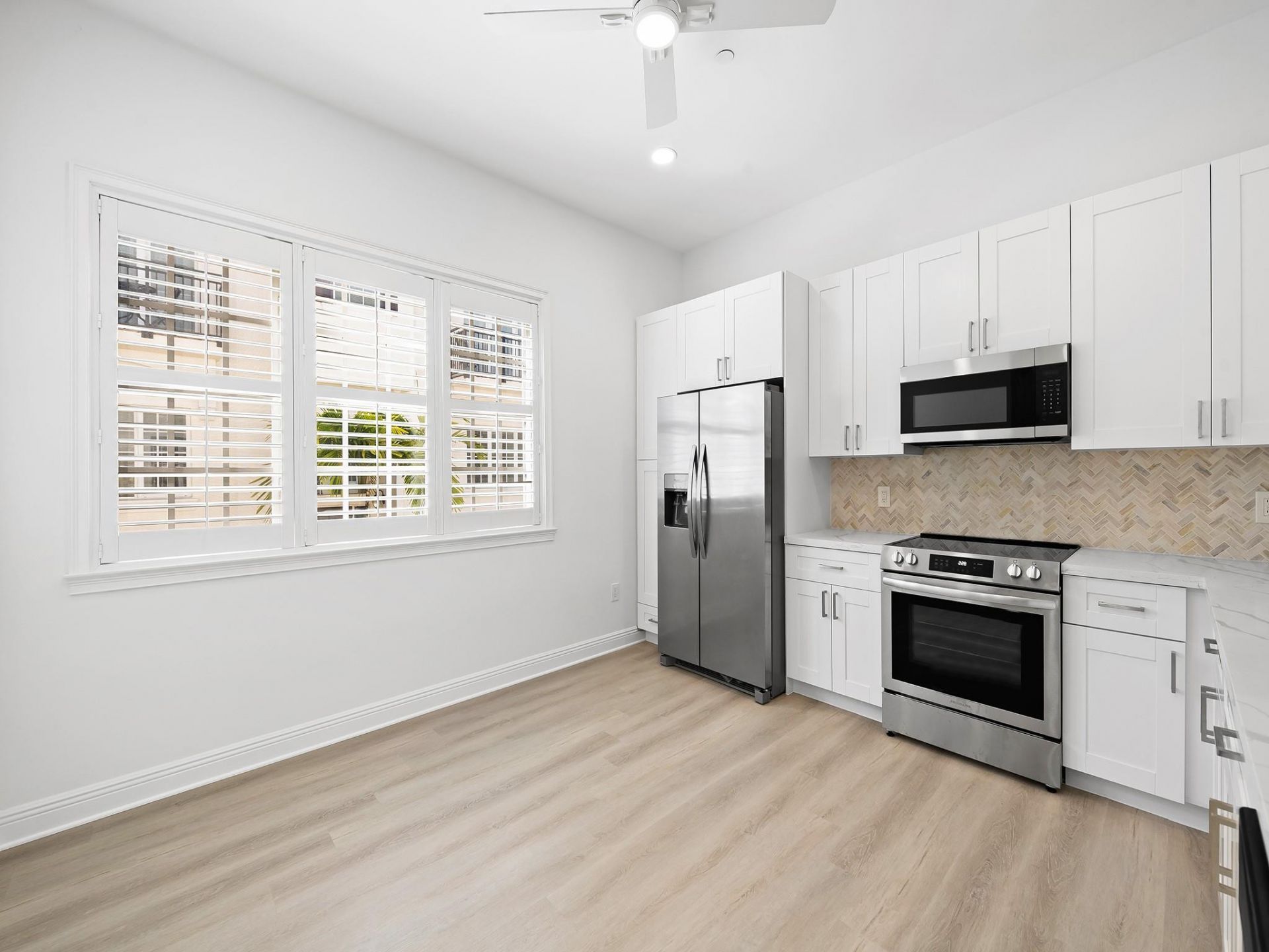 504 SE 7th Street, Unit 202, Fort Lauderdale, FL 33301 Photo