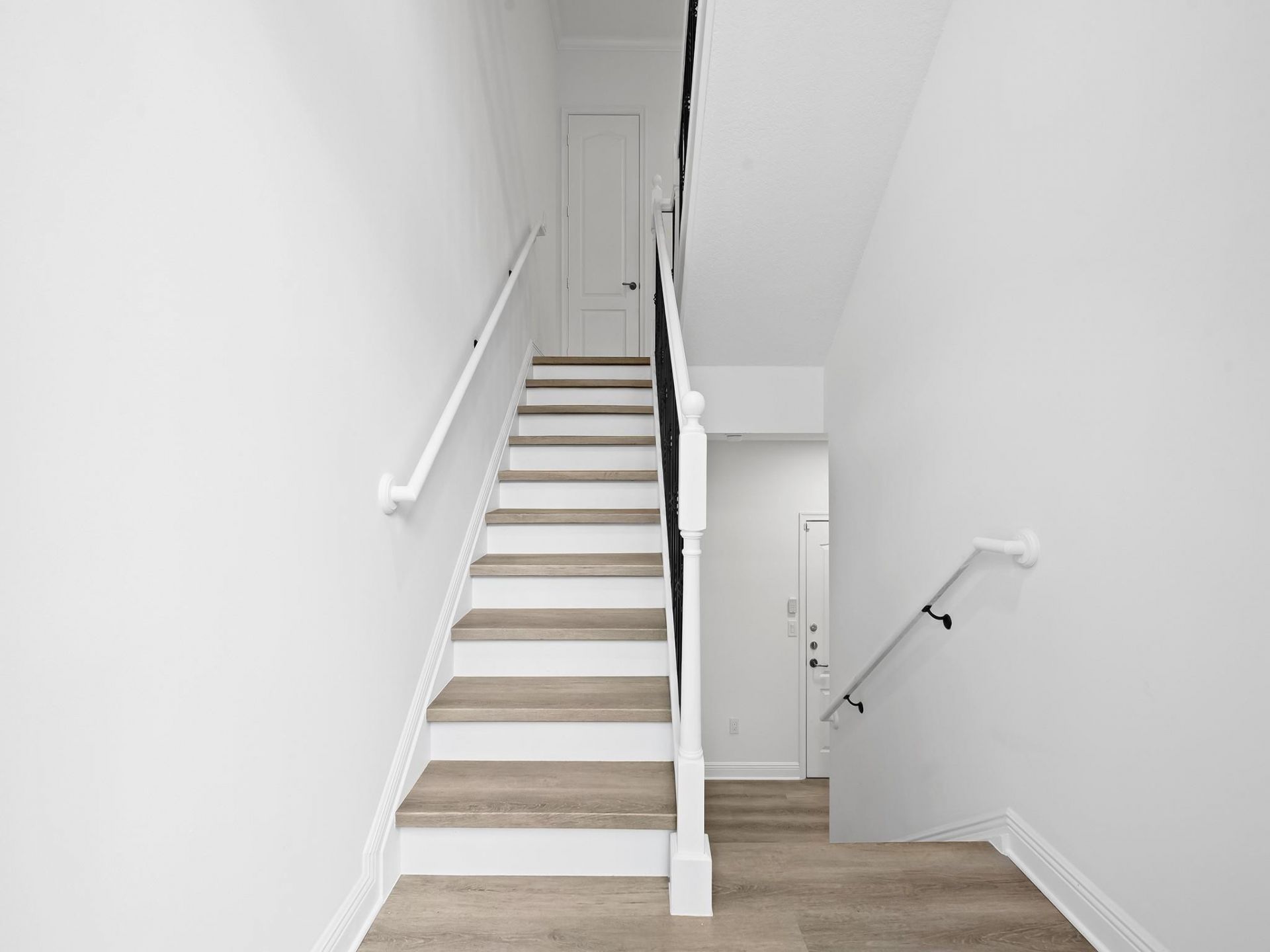 504 SE 7th Street, Unit 202, Fort Lauderdale, FL 33301 Photo