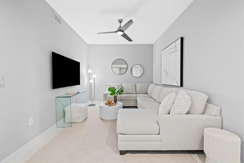 435 Bayshore Drive, Unit 302, Fort Lauderdale, FL 33304 Photo