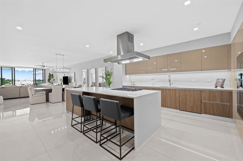 435 Bayshore Drive, Unit 302, Fort Lauderdale, FL 33304 Photo