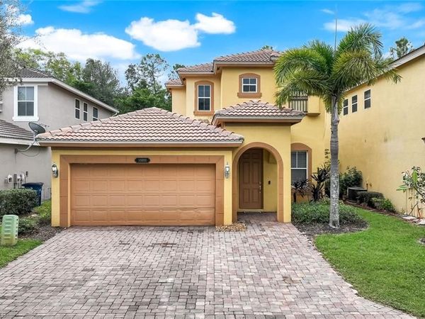 10253 S Silver Palm DR, ESTERO, FL 33928