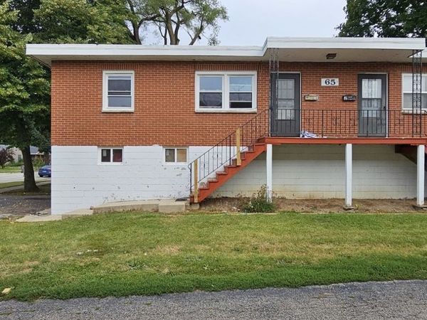 65 N Aldine Street, Unit 2, Elgin, IL 60123
