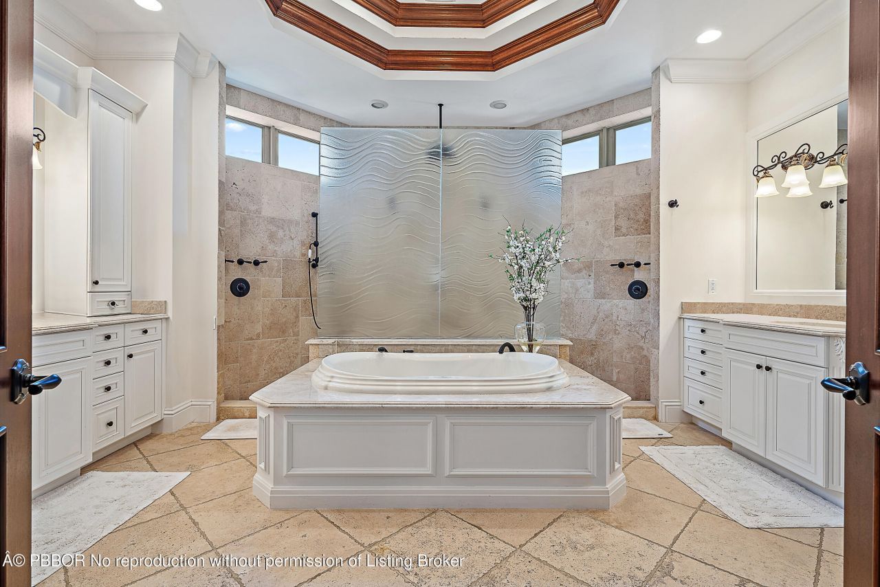 2365 Azure Circle, Palm Beach Gardens, FL 33410 Photo