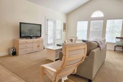 60-f Crane Dr. photo 4