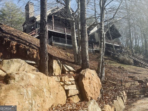 2003 Bend Of The River Road, Hiawassee, GA 30546