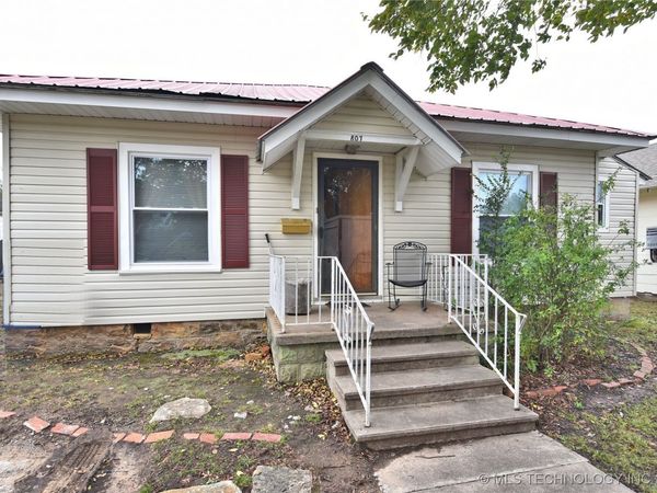 807 S Price Avenue, Hominy, OK 74035