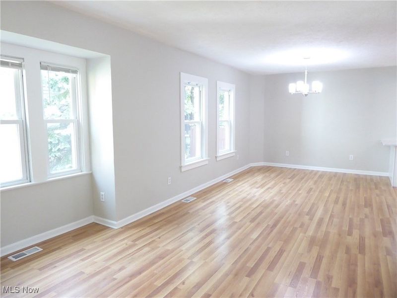 3923 Pensacola, Cleveland, OH 44109 Photo 11