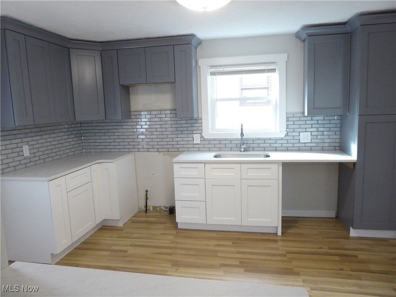 3923 Pensacola, Cleveland, OH 44109 Photo 20