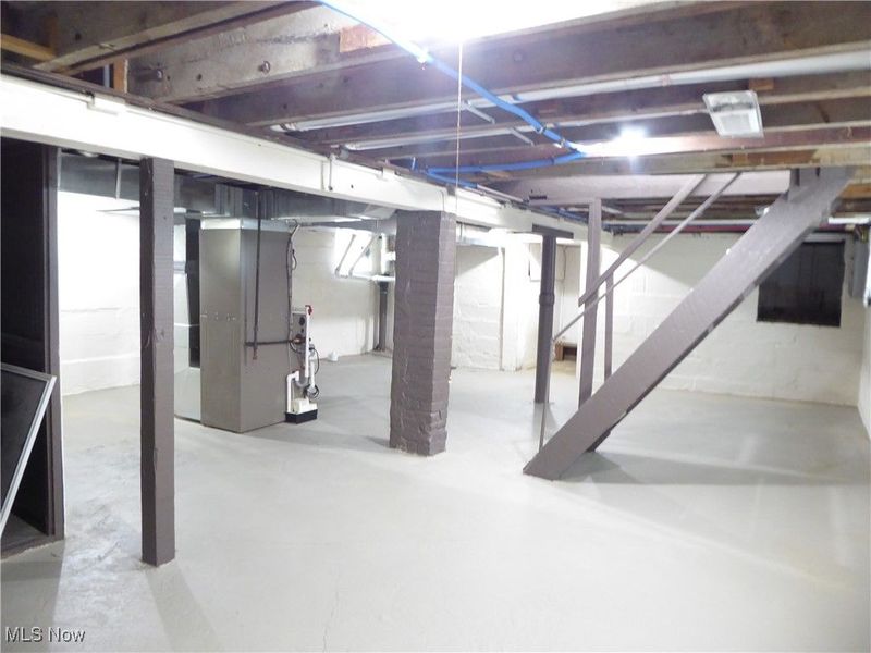 3923 Pensacola, Cleveland, OH 44109 Photo 35