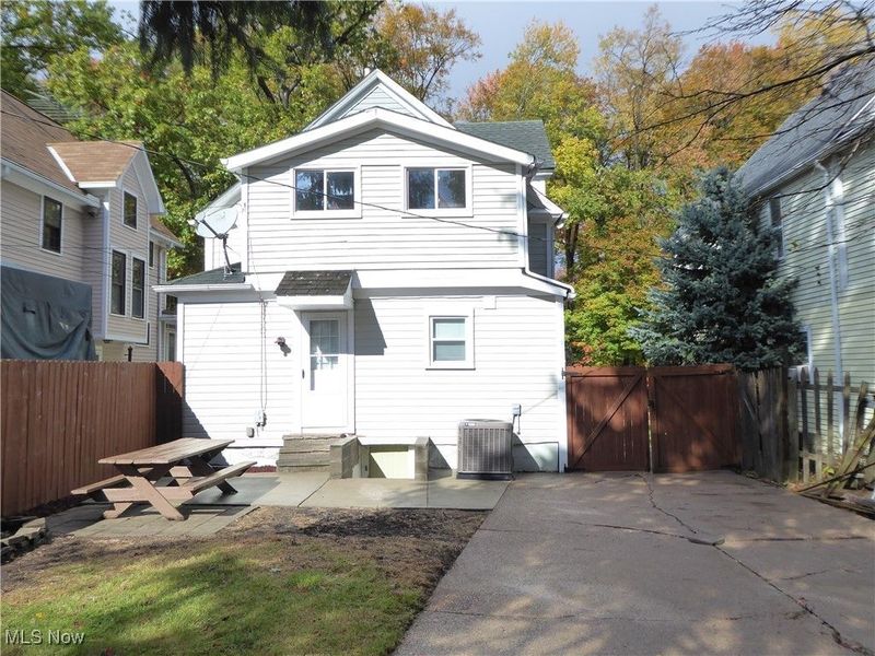3923 Pensacola, Cleveland, OH 44109 Photo 38