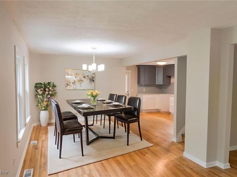 3923 Pensacola, Cleveland, OH 44109 Photo 5