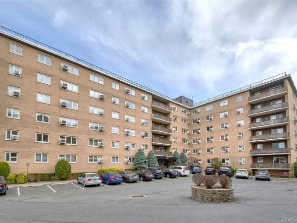 480 Halstead Avenue, Unit 4V, Harrison, NY 10528