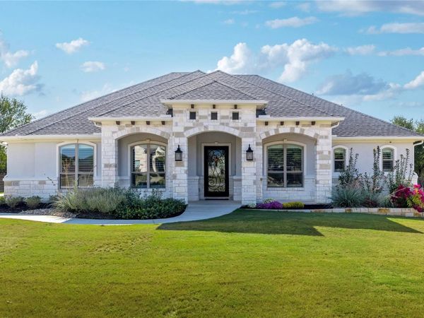 200 Somerset Hills DR, Georgetown, TX 78633