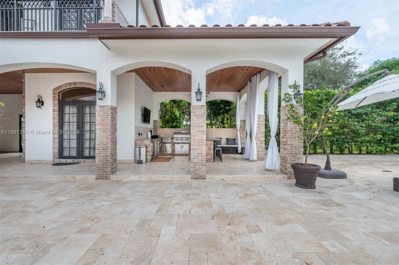 18951 SW 53rd St, Southwest Ranches, FL 33332 Photo