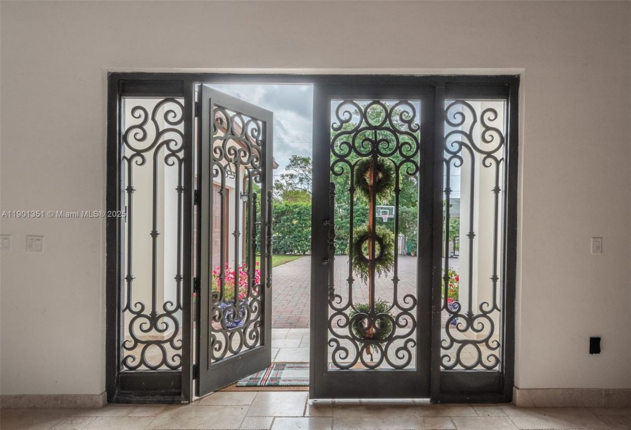 18951 SW 53rd St, Southwest Ranches, FL 33332 Photo