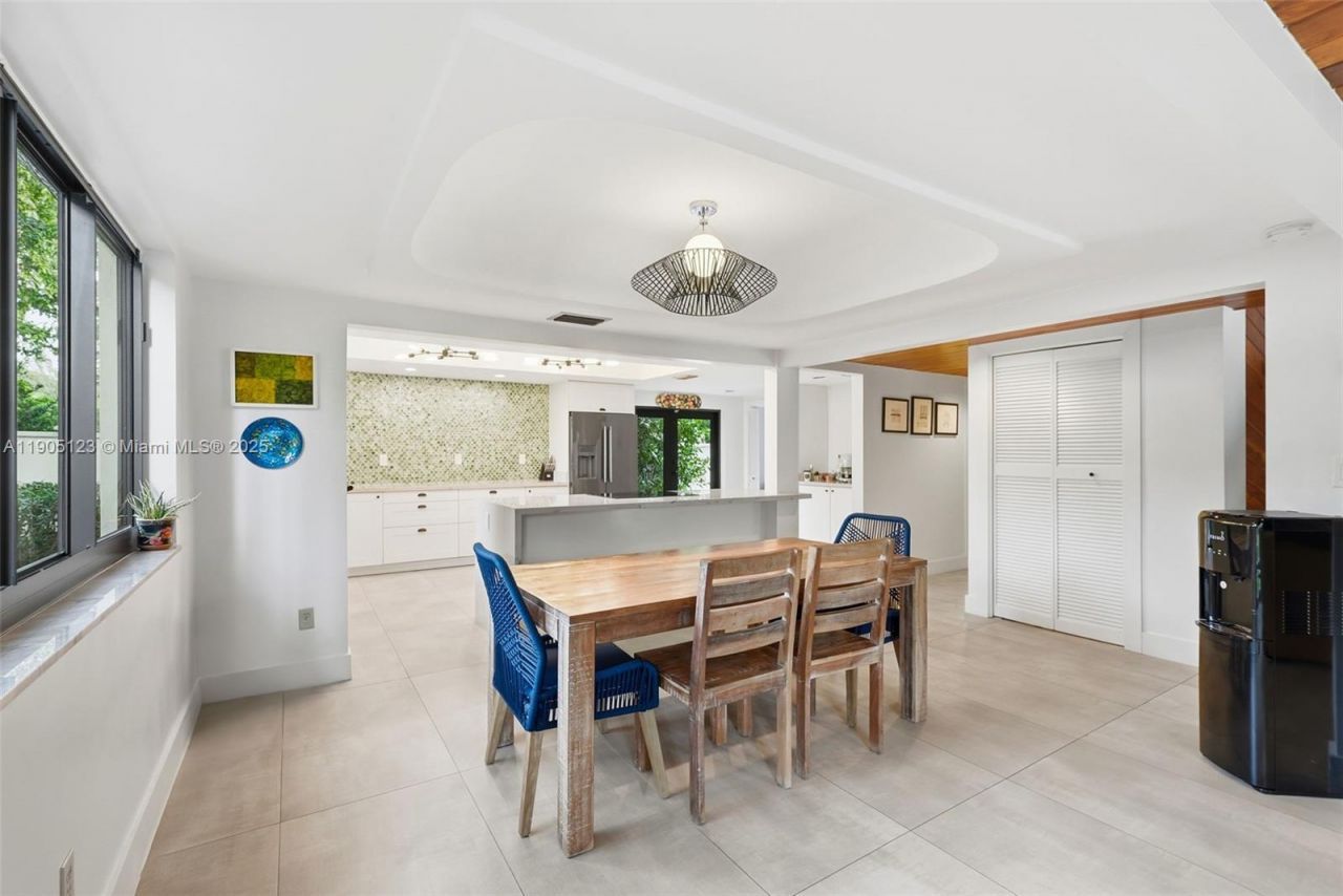 9200 NE 12th Ave, Miami Shores, FL 33138 Photo