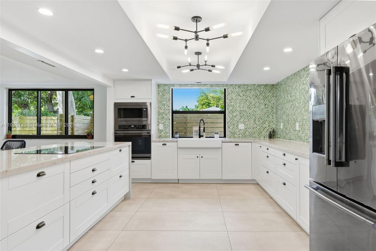 9200 NE 12th Ave, Miami Shores, FL 33138 Photo